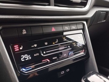 Volkswagen T-Roc I SUV Facelifting 1.5 TSI ACT 150KM 2022 Volkswagen T-Roc 1.5 TSI 150KM Style DSG Grzane FoteleVirtualAndroidSalon, zdjęcie 19