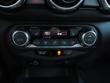 Nissan Juke II Crossover 1.0 DIG-T 117KM 2019 Nissan Juke Led Klimatyzacja Grzane fotele Kamera, zdjęcie 19