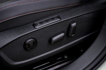 Cupra Leon II Sportstourer Facelifting 1.5 eTSI MHEV 150KM 2025 Cupra Leon Sportstourer 1.5 eTSI 150 KM DSG, zdjęcie 17