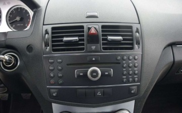 Mercedes Klasa C W204 Limuzyna 1.8 180 K 156KM 2008 Mercedes-Benz Klasa C 1.8B Kompresor 100 TYS KM Super Stan Sprowadzony Opl, zdjęcie 26