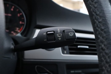 BMW Seria 3 E90-91-92-93 Limuzyna E90 318i 129KM 2007 BMW 3 318 i, Xenon, Klima, Klimatronic, Tempomat, zdjęcie 20