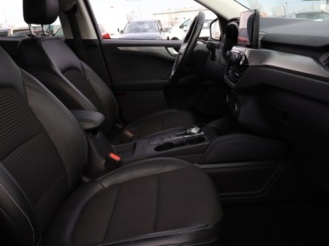 Ford Kuga III SUV 2.0 EcoBlue 190KM 2020 Ford Kuga 2.0 EcoBlue, Salon Polska, 187 KM, 4X4, zdjęcie 8