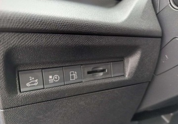 Peugeot 408 Crossover Plug-In 1.6 Plug-In Hybrid 225KM 2025 Peugeot 408 1.6 Plug-In Hybrid 225 GT EAT8 SalonPL FVat Najbogatszy Od Reki, zdjęcie 13