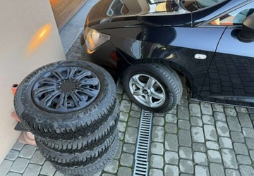 Seat Ibiza IV Hatchback 5d Facelifting 1.2 70KM 2014 Seat Ibiza 1,2 69KM Klimatyzacja 1Wlasciciel Kola latozima 1.2 Benzyna, zdjęcie 16