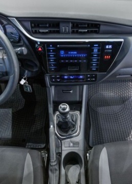 Toyota Auris II Hatchback 5d Facelifting 1.33 Dual VVT-i 99KM 2016 Toyota Auris 1.33 VVT-i Active 1.3 Benzyna 99KM, zdjęcie 27