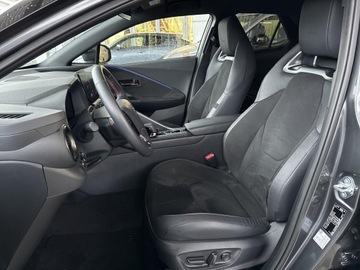 Toyota C-HR II SUV 2.0 Hybrid Dynamic Force 197KM 2024 Toyota C-HR 2.0 Hybrid GR Sport 2.0 Hybrid Dynamic, zdjęcie 14