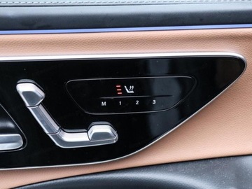 Mercedes Klasa E W214 Sedan 2.0 220d 197KM 2025 E Klasa 220 d Avantgarde 2.0 (197KM) 2025, zdjęcie 11