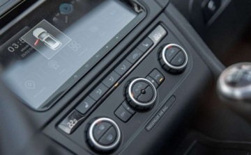 Volkswagen Golf VI Cabriolet 2.0 TSI GTI 210KM 2013 Volkswagen Golf Volkswagen Golf Cabrio GTI 2.0 Benzyna 210KM, zdjęcie 11