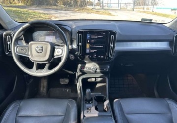 Volvo XC40 2021 Volvo XC 40 Volvo XC 40 T5 AWD Momentum 2.0 Benzyna 247KM, zdjęcie 5