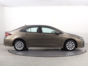 Toyota Corolla XII Sedan 1.5 VVT-i 125KM 2022 Toyota Corolla 1.5 VVT-i, Salon Polska, zdjęcie 5