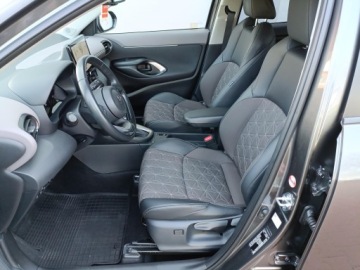 Toyota Yaris IV Cross Facelifting 1.5 Hybrid Dynamic Force 130KM 2024 Toyota Yaris Cross Hybrid 1.5 Executive 1.5 Hybryd, zdjęcie 9