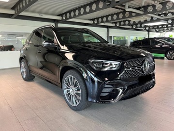 Mercedes GLE V167 SUV Facelifting 2.0 300d 269KM 2025 MERCEDES-BENZ GLE 300 d 4-Matic AMG Line 2.0 (269KM) 2025, zdjęcie 3