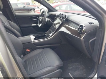 Mercedes GLC C254/X254 2024 Mercedes-Benz GLC 300 4Matic Suv 2024 2.0l 2.0 Benzyna 255KM, zdjęcie 9