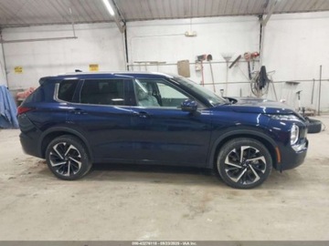 Mitsubishi Outlander III 2023 Mitsubishi Outlander SEL S-AWC 2023 2.5l 2.5 Benzyna 181KM, zdjęcie 6