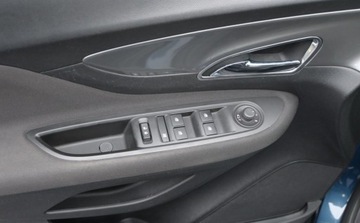 Opel Mokka I SUV 1.4 Turbo ECOTEC 140KM 2015 Opel Mokka 1,4 T 140 KM Automat LED Nawigacja BI-Xenon Klimatronik 1.4, zdjęcie 16