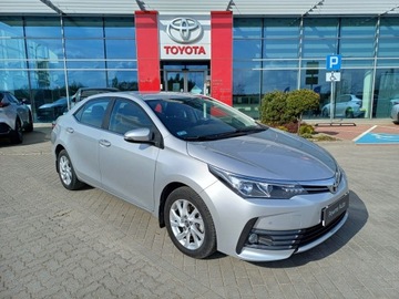 Toyota Corolla XI Sedan Facelifting 1,6 Valvematic 132KM 2017 Toyota Corolla 1.6 Premium EU6 Seria E16 (2012-201