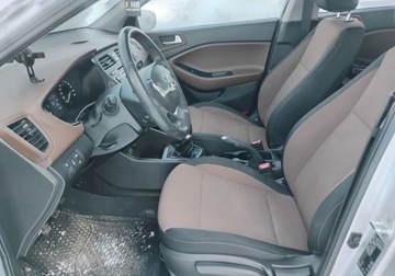 Hyundai i20 II 2015 Hyundai i20 2015r, 1.2 Benzyna. Uszkodzony przod. 1.2 Benzyna 80KM, zdjęcie 7