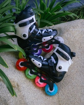 KOŁA ŚWIECĄCE DO ROLEK LUMINOUS ORANGE 80MM