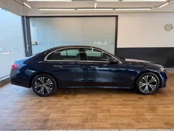 Mercedes Klasa E W214 Sedan 2.0 220d 197KM 2025 E Klasa 220 d Avantgarde 2.0 (197KM) 2025, zdjęcie 1