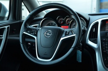 Opel Astra J Sports Tourer Facelifting 1.6 CDTI  136KM 2014 ZAREJESTROWANA LIFT 1.6CDTI 136KM SERWIS LEDY NAVI KAMERA BLISS ALU 2xPDC, zdjęcie 30