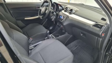 Suzuki Swift VI Hatchback 1.2 DualJet SHVS 90KM 2020 Suzuki Swift 1,2 DualJet SHVS, Hybrid 90 KM, 71 Tys.km, Gwarancja 1.2 90KM, zdjęcie 15