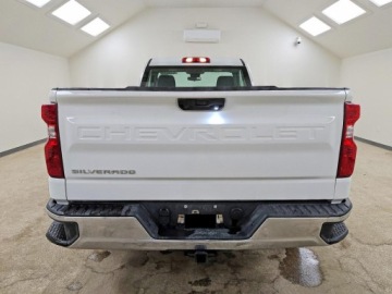 Chevrolet Silverado II 2025 Chevrolet Silverado 2025 CHEVROLET SILVERADO C1500 5.3 Benzyna 355KM, zdjęcie 3