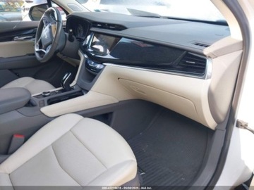 Cadillac 2022 Cadillac XT6 Premium Luxury 2022 3.6l 3.6 Benzyna 310KM, zdjęcie 8