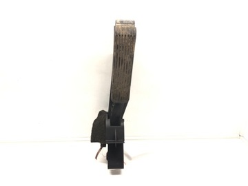 POTENCJOMETR GAZU MERCEDES C W203 A2113000404