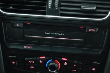 Audi A4 B8 Limousine 1.8 TFSI 120KM 2009 Audi A4 1.8 TFSI, Skóra, Xenon, Bi-Xenon, Klima, zdjęcie 12