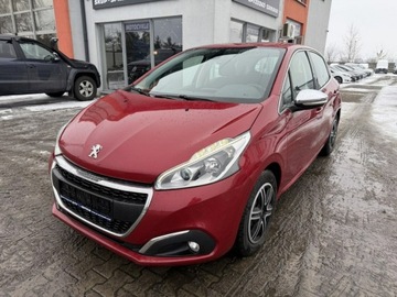 Peugeot 208 I Hatchback 5d Facelifting 1.2 PureTech 82KM 2015 Peugeot 208 Klimatronik*, zdjęcie 1
