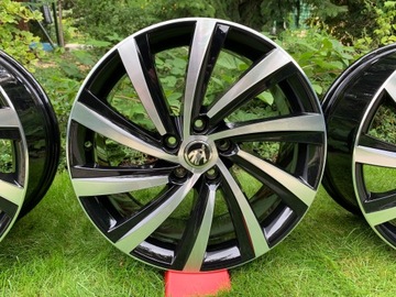 ДИСКИ SKODA OCTAVIA IV 5E3 18 ET48 5E3601025AG