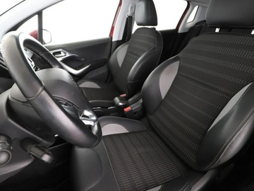 Peugeot 2008 I SUV Facelifting 1.2 PureTech 110KM 2018 Peugeot 2008 GRATIS! Pakiet Serwisowy o wartości, zdjęcie 12