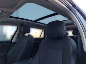 Skoda Superb III Kombi Facelifting 2.0 TDI SCR 150KM 2024 Skoda Superb LaurinKlement Matrix Panorama Navi Head-up Canton Hak FV, zdjęcie 35