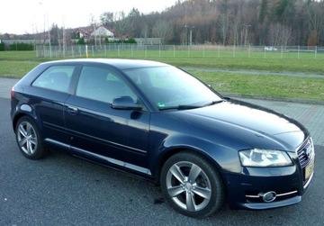 Audi A3 8P Hatchback 3d 1.6 TDI 105KM 2011 Audi A3 1.6 Diesel 105KM