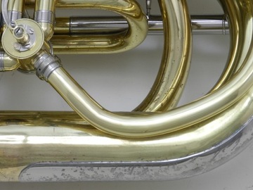 Yamaha YBB-641 Bb Туба отремонтированный футляр + мундштук DR24-133