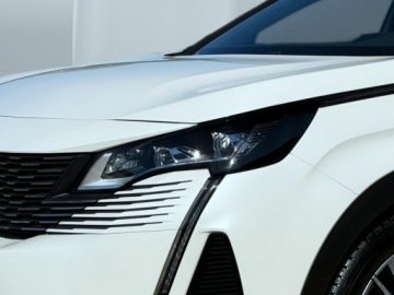 Peugeot 5008 II Crossover Facelifting 1.6 PureTech 180KM 2023 Peugeot 5008 GT kamery Skora Nawi blis night visio, zdjęcie 8