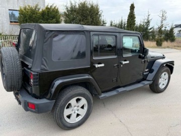 Jeep Wrangler III Unlimited Facelifting 2.8 DOHC I-4 Turbo CRD 200KM 2011 Jeep Wrangler Sliczna Sahara Navi Ledy Skory Grzany Fotele Automat EUROPA, zdjęcie 8