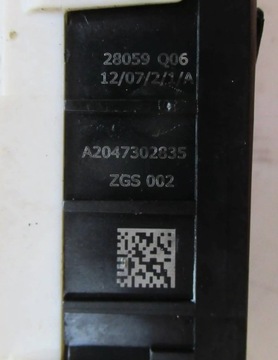 MERCEDES B TŘÍDA W246 ZÁMEK DVEŘE PRAVÝ ZADNÍ A2047302835