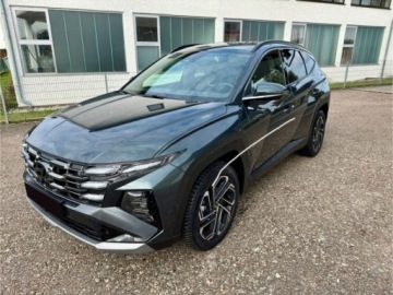 Hyundai Tucson IV 2026 HYUNDAI Tucson Platinum 2WD aut 1.6 T-GDi HEV Suv 239KM 2026