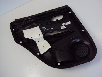 ОБИВКА ДВЕРИ ЗАДНЯ ПРАВАЯ NISSAN QASHQAI J11