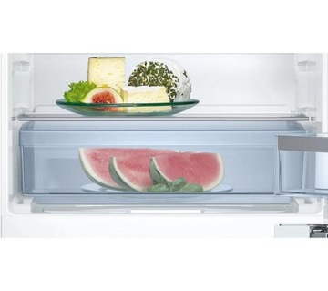 BOSCH KUL15ADF0 Холодильник с морозильной камерой