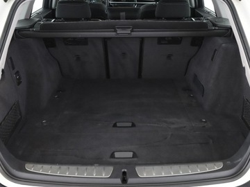 BMW Seria 3 F30-F31-F34 Touring Facelifting 2.0 318d 150KM 2017 BMW 318 2.0d Automat Sport Line Panorama Tempomat, zdjęcie 19