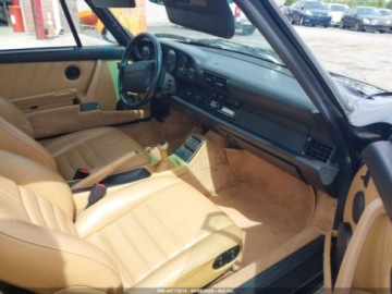 Porsche 911 964 1992 Porsche 911 Carrera 1992 3.6 Benzyna 247KM, zdjęcie 9