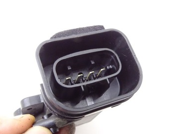 DAIHATSU TERIOS I VZPĚRA/TLAKOVAČ ZÁMKU DVEŘE LEVÝ ZADNÍ