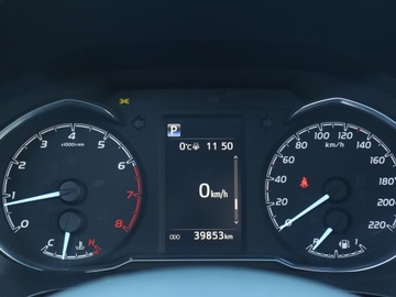 Toyota Yaris III Hatchback 5d Facelifting 2017 1.5 Dual VVT-iE 111KM 2020 Toyota Yaris 1.5 Dual VVT-i, Salon Polska, zdjęcie 10