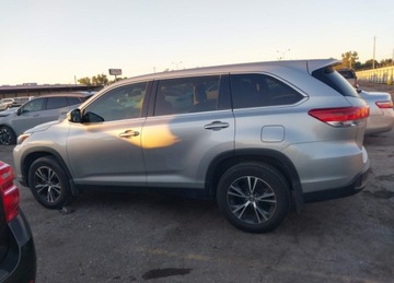 Toyota Highlander II 2019 Toyota Highlander LE, V6, od ubezpieczalni 3.5 Benzyna 295KM, zdjęcie 4