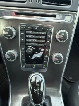 Volvo XC60 I 2015 Volvo XC 60 2.0D4 Xenon LED Nawigacja Skóra, zdjęcie 31