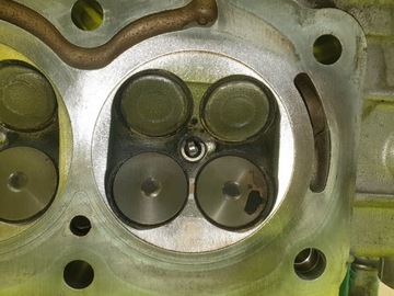 ГОЛОВКА C3 C2 XSARA 208 207 DS2 DS3 1.2 VTI HM01