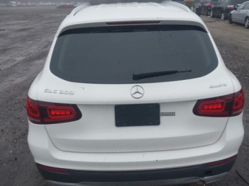 Mercedes GLC C254/X254 2022 Mercedes-Benz GLC 2022 MERCEDES-BENZ GLC 300 4MATIC SUV 2.0 Benzyna 255KM, zdjęcie 5