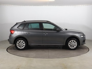 Skoda Kamiq Crossover 1.0 TSI 95KM 2023 Skoda Kamiq 1.0 TSI, Salon Polska, Serwis ASO, zdjęcie 5